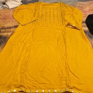 3 pcs  Indian Kurti Salwar Kameez Dupatta  pant set NWOT